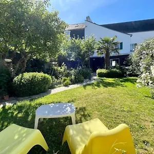  Hébergement de vacances Magnifique Maison Bourgeoise 280 M2 Face Au