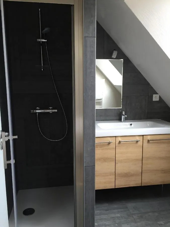 Holiday home Les Gites Du Plec - Piscine Locoal-Mendon France