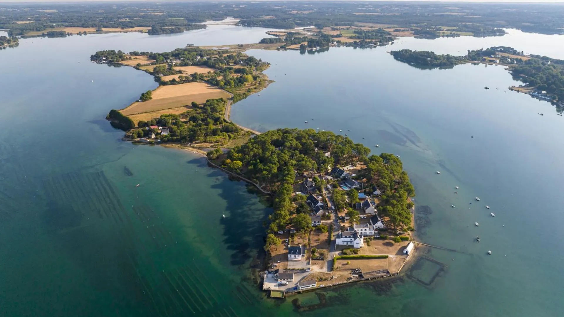 Les Gites Du Plec - Piscine Locoal-Mendon France