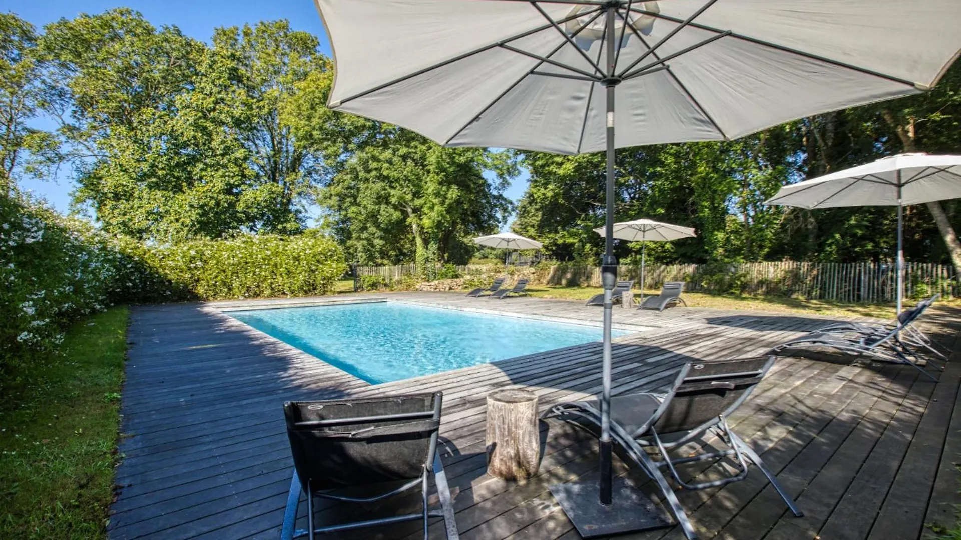 Holiday home Les Gites Du Plec - Piscine Locoal-Mendon
